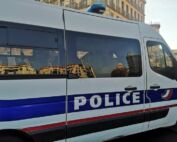 police couple agressé Carqueiranne la Beaucaire Ollioules