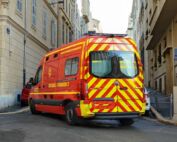 Cycliste perd la vie Marseille adolescente grièvement blessée appartement feu Marseille Noailles accident au Muy Brignoles toiture hyères marins-pompiers agressés marseille alerte à la bombe à Aix