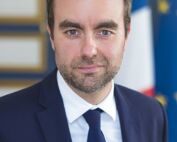 Sébastien Lecornu débarquement