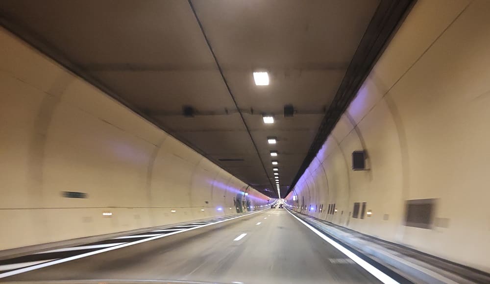 tunnel Toulon réouvert autoroute Toulon travailleurs sans enfants semaine 21 août autoroutes toulon trafic fluide fermeture tunnel toulon accident