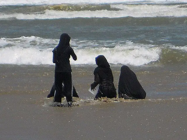 anti-burkini Fréjus