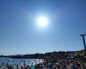 journée estivale record var Canicule Provence-Alpes-Côte d'Azur soleil plie bagage températures record 2023 vague chaleur var septembre var