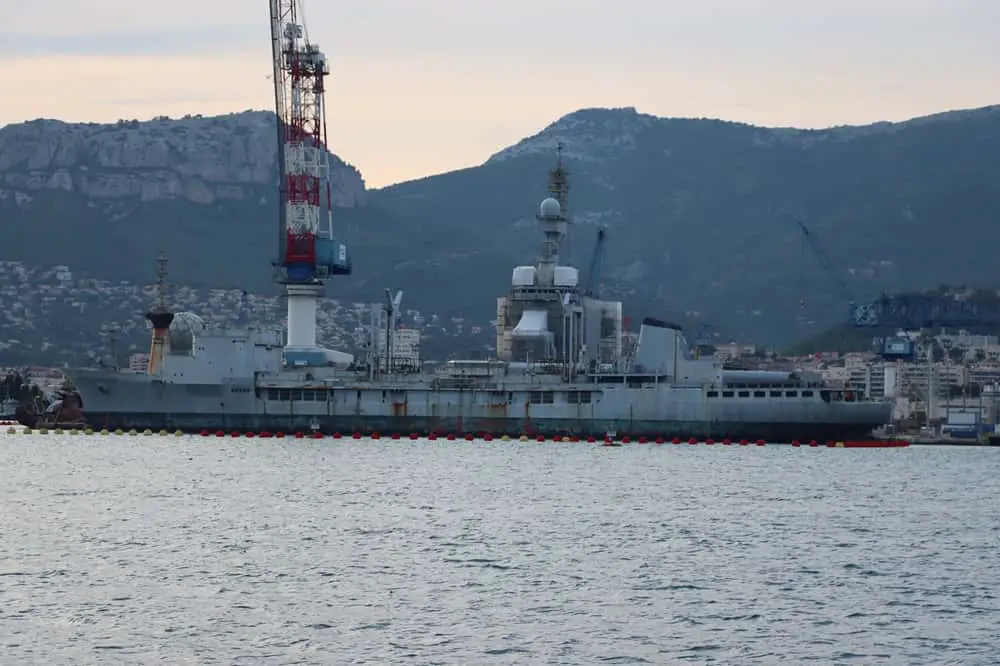 BATEAU DE LARMEE TOULON 11