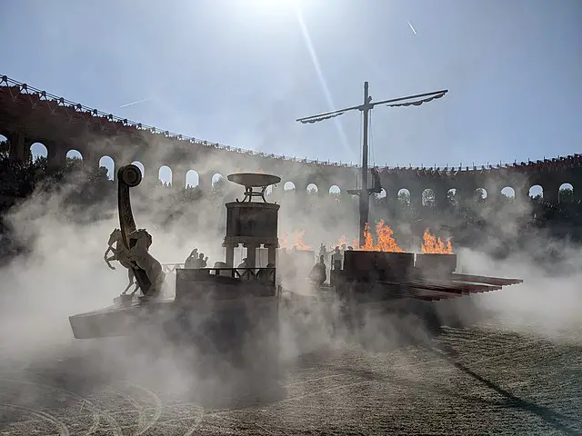 Le Puy du Fou remporte le Thea Award du Meilleur spectacle au monde pour « Le Mime et l’Étoile », suscitant fierté et admiration, notamment chez les Varois.