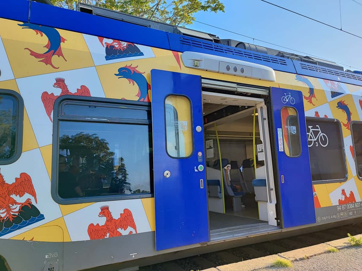 jets de pierres à Marseille accident de personne à Fréjus travaux sur la ligne TER Marseille - Aix taux de ponctualité TER