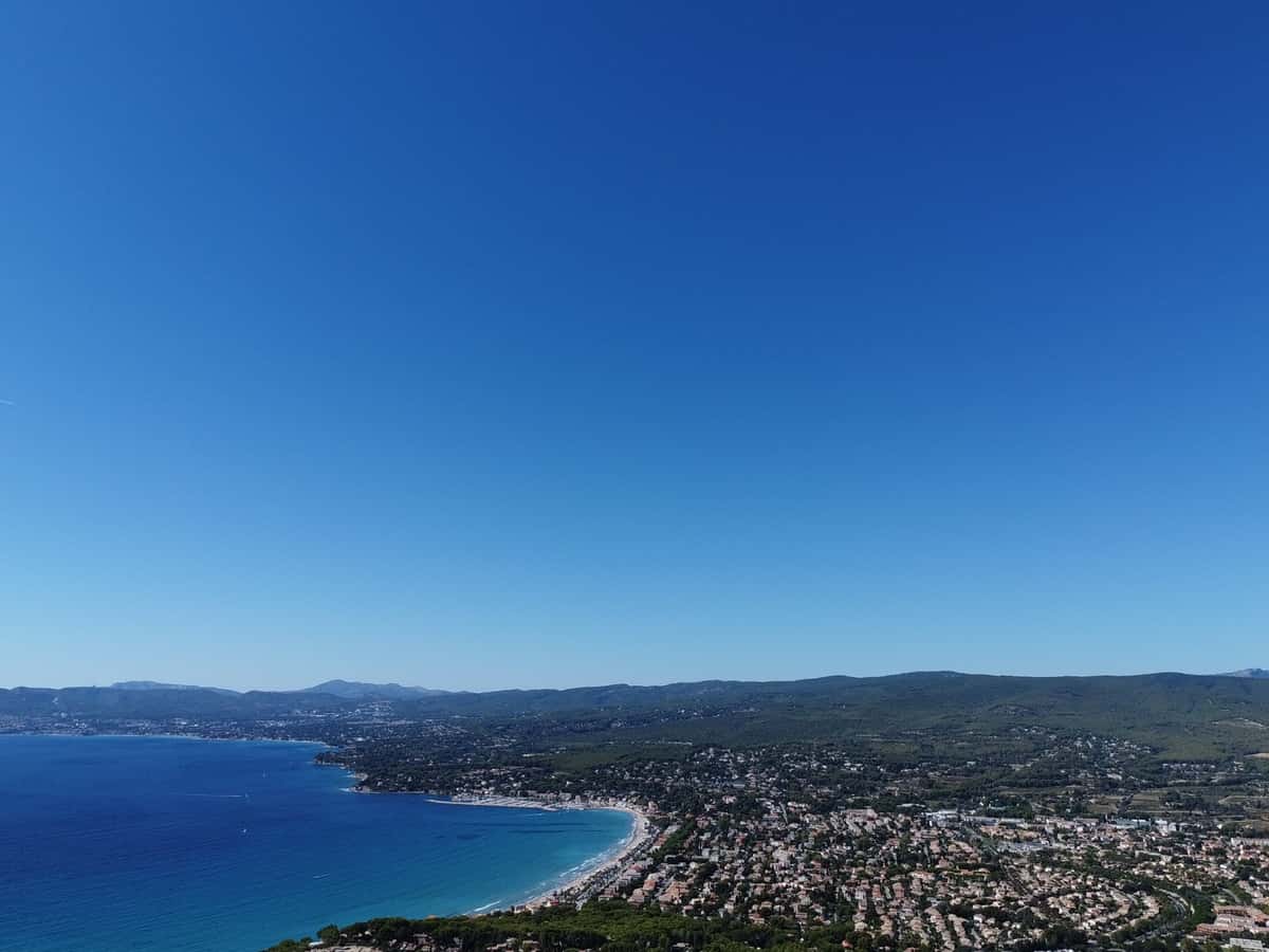 soleil mercredi var Vue et Plage de Saint-cyr-sur-mer