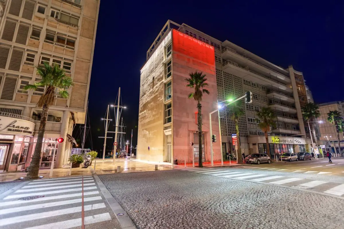 monuments rouges toulon