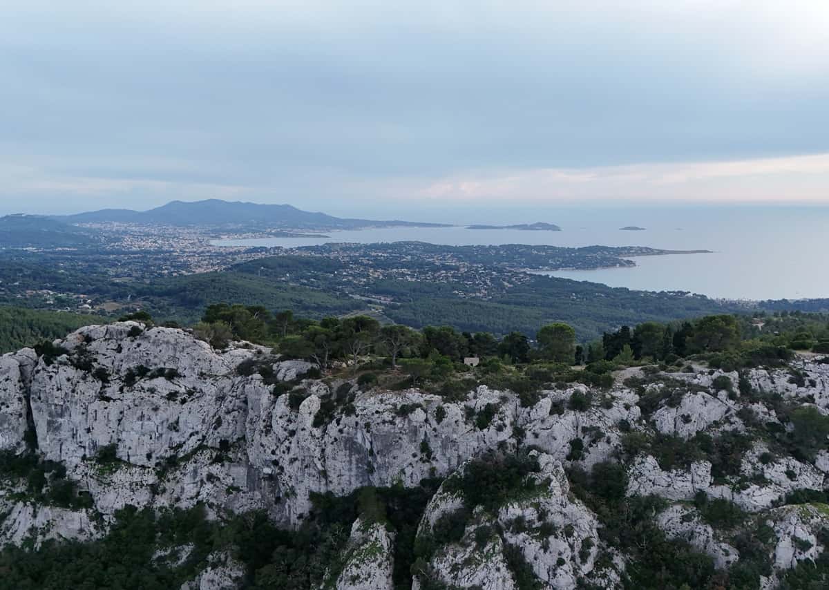 Coup de froid dans le Var : la « goutte froide » arrive, préparez-vous à des vents violents