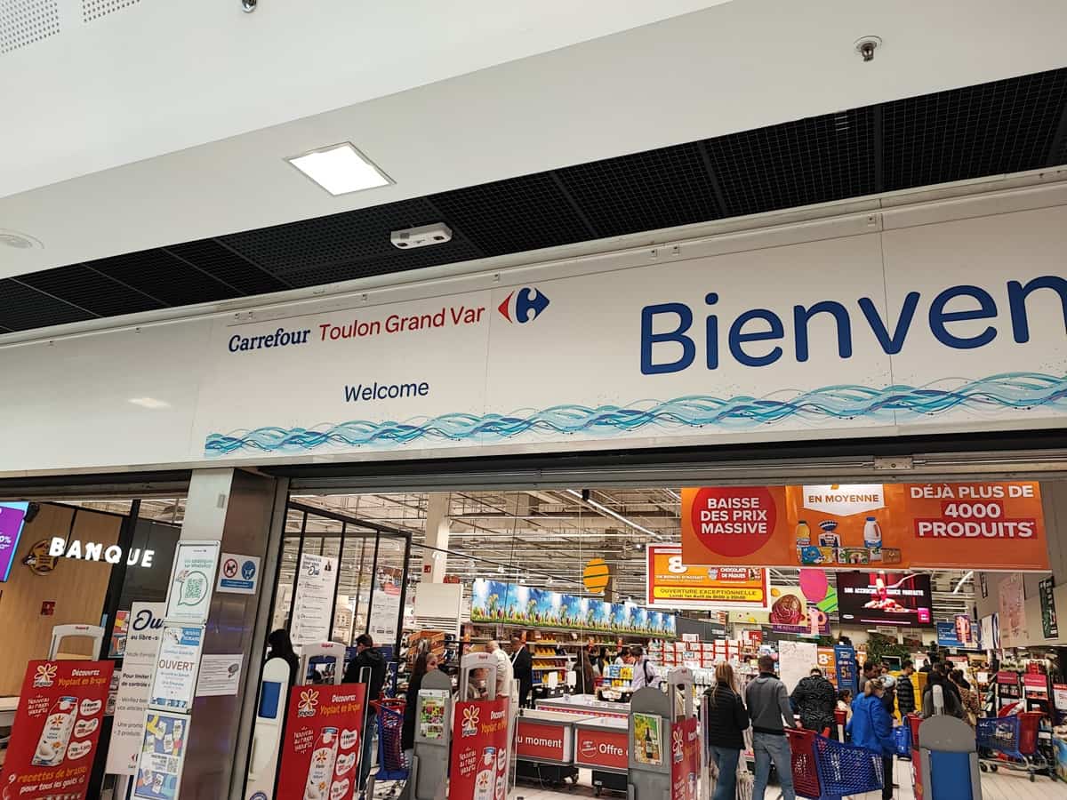 Carrefour Grand Var