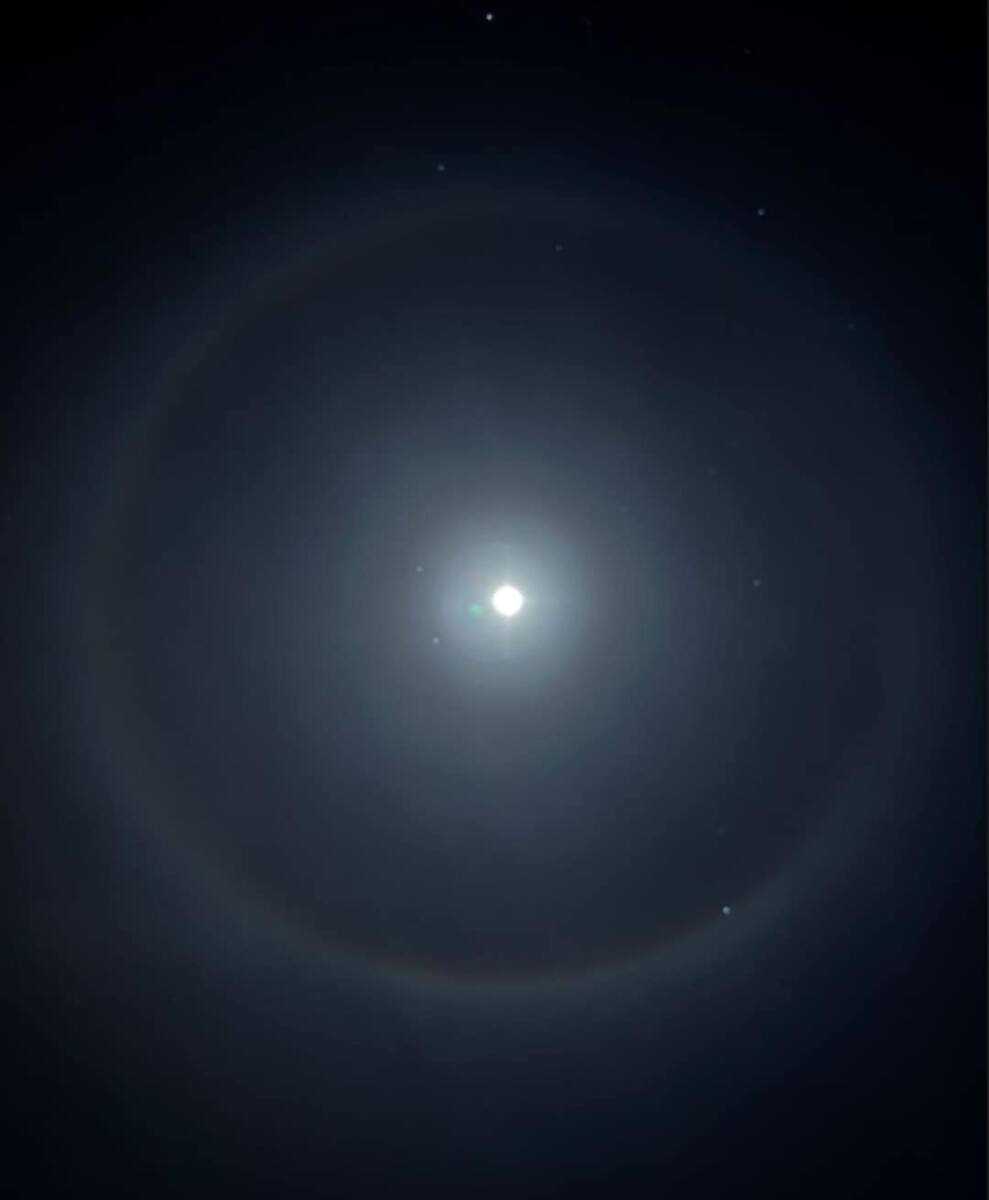 Halo lunaire cirrostratus Six-Fours