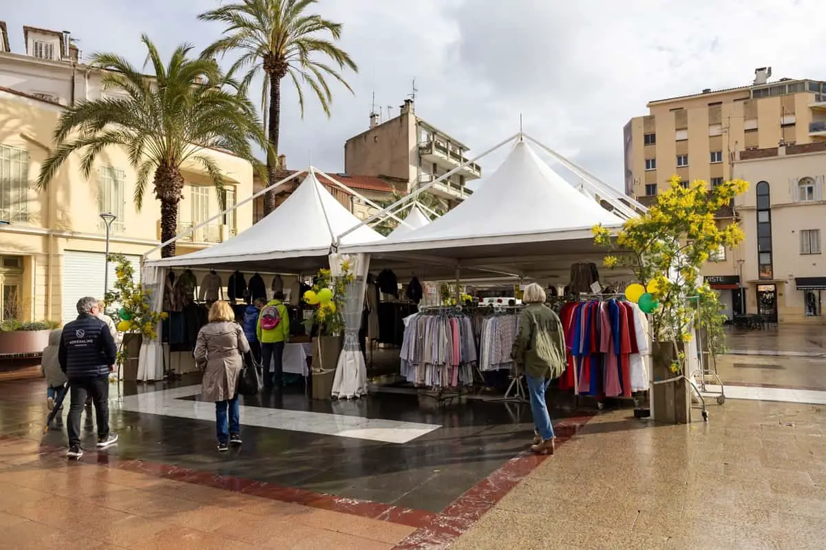 Braderie hiver Saint-Raphaël